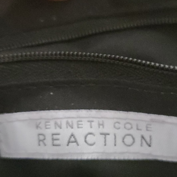 Kenneth Cole handbag - Picture 4 of 7